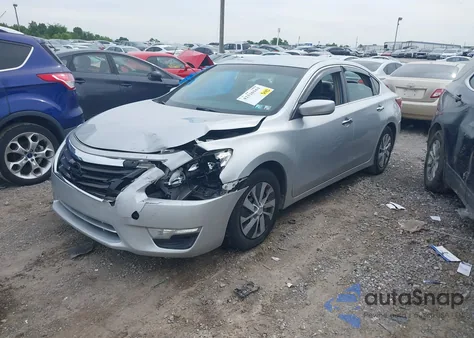 2013 Nissan Altima 2.5 S z USA, uszkodzony, nr VIN 1N4AL3AP8DC266451